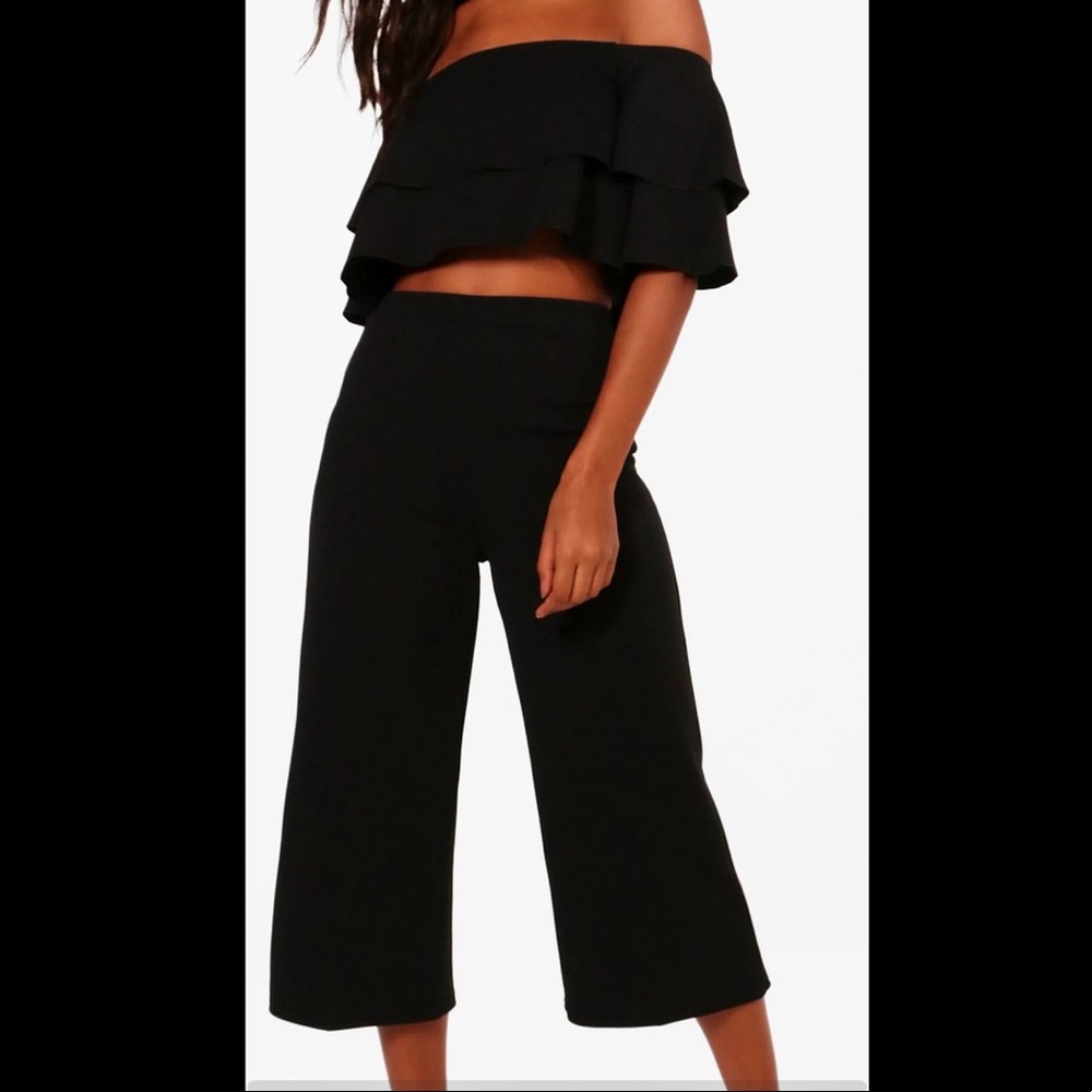 Boohoo double bandeau top and culottes 2 piece set
